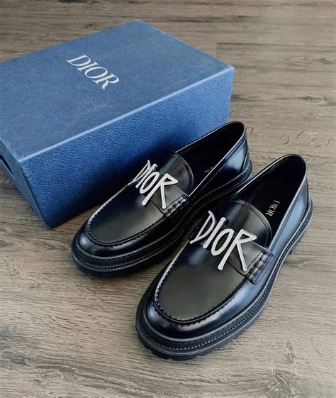 dior stussy loafers